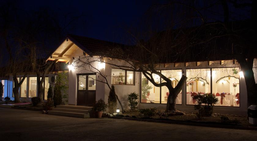 Pension Club Montana Къмпина Екстериор снимка